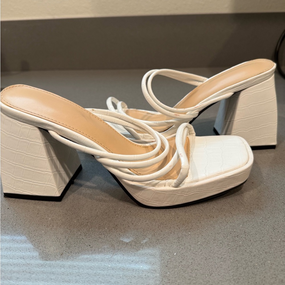 Women’s White Strappy Block Heel Sandals